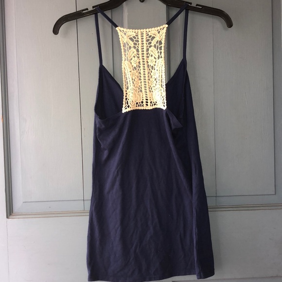 3 tops bundle - Picture 6 of 7